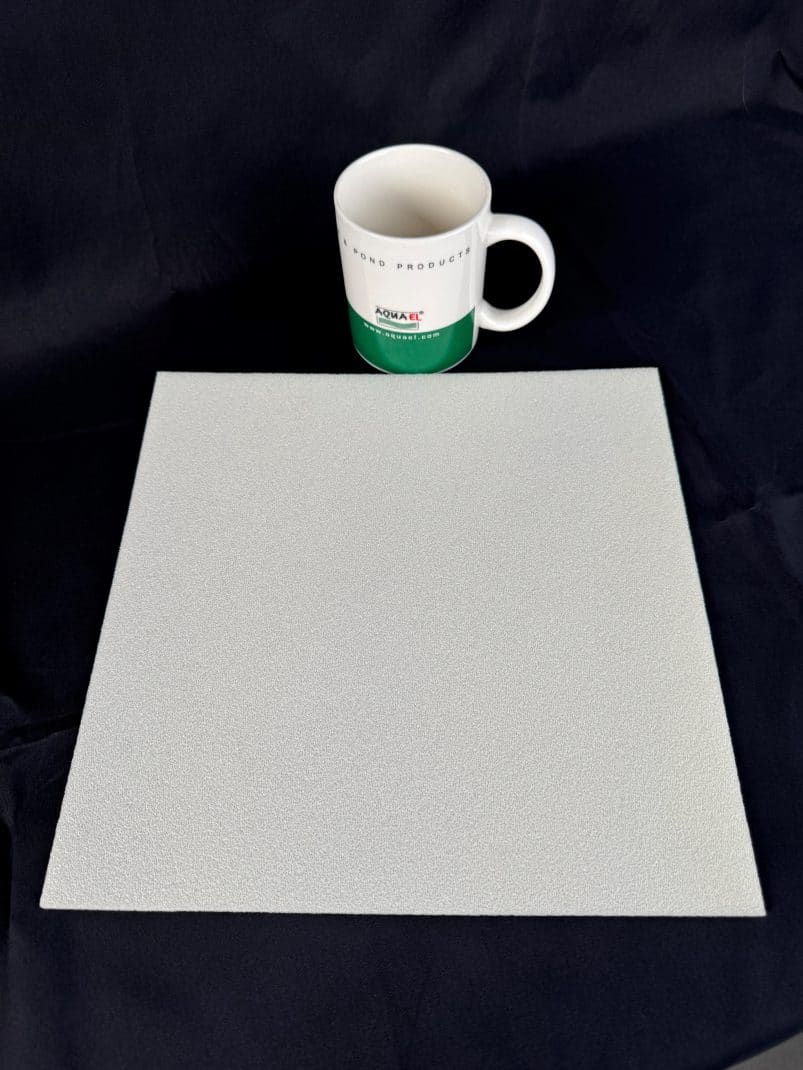 Aquael Pad Under For Shrimp Set 30 White