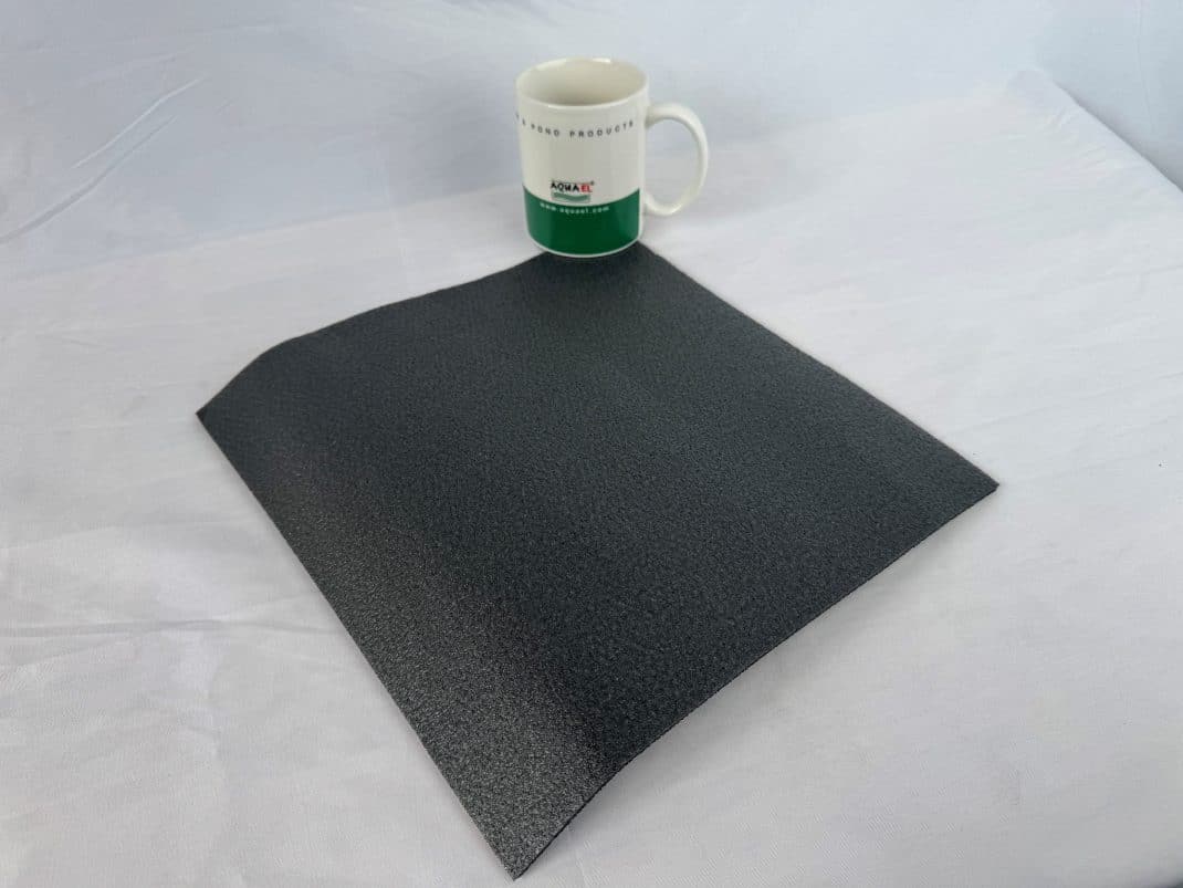 Aquael Pad Under For Shrimp Set 30 Black