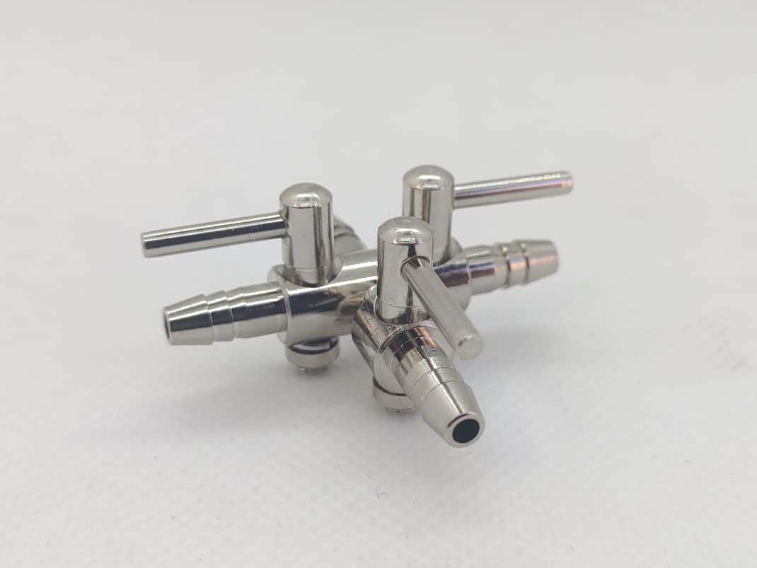 Nisso Air Line Splitter With Valve – 3 Way